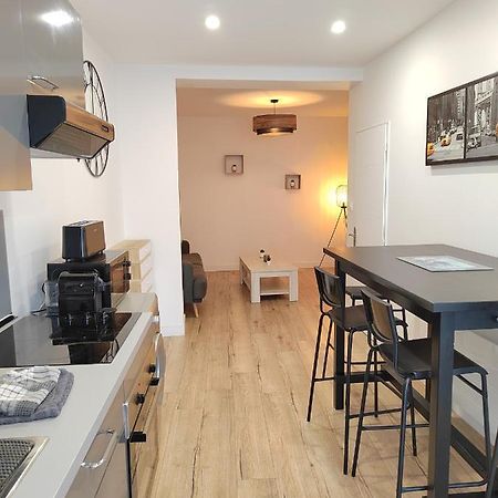 Moderne Et Chaleureux Duplex En Centre-Ville Сен-Жан-де-Веда Экстерьер фото
